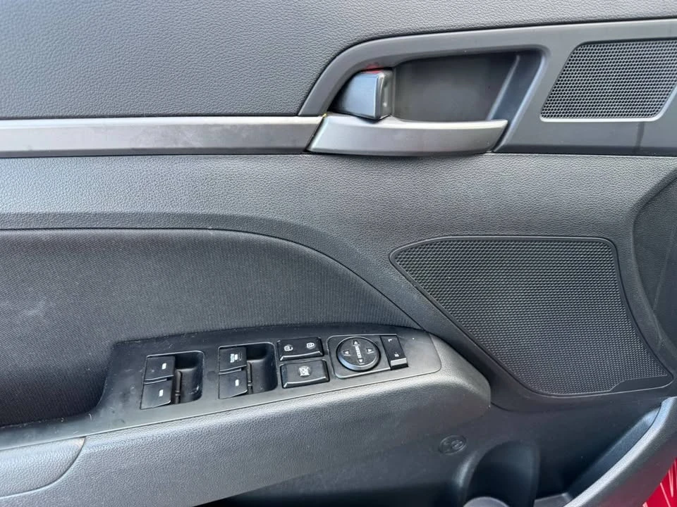 2017 Hyundai Elantra - Image 12 of 16
