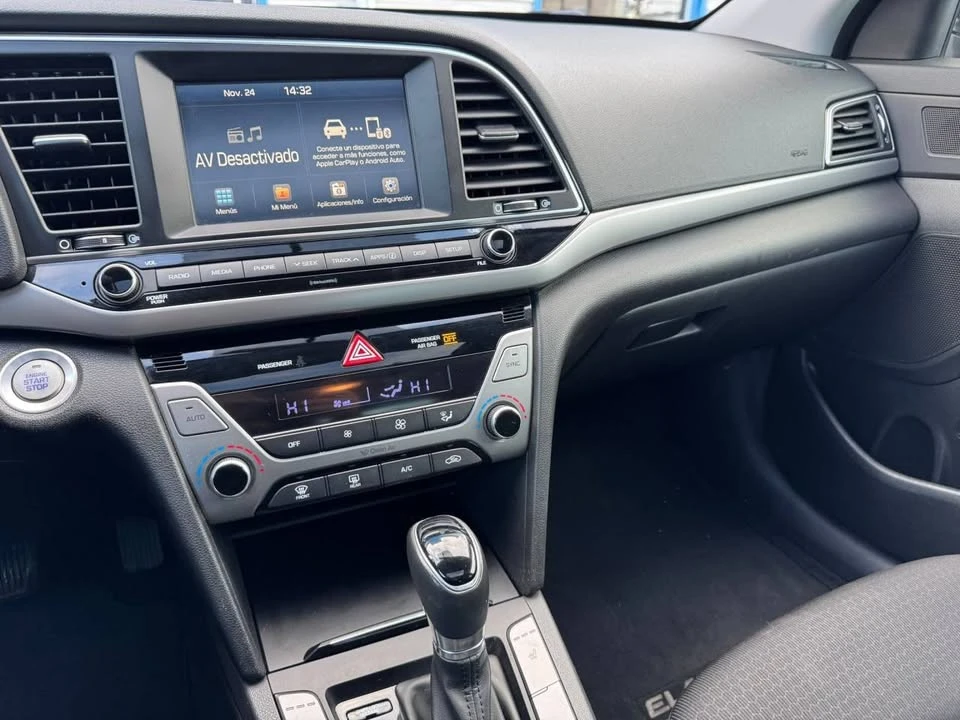 2017 Hyundai Elantra - Image 10 of 16