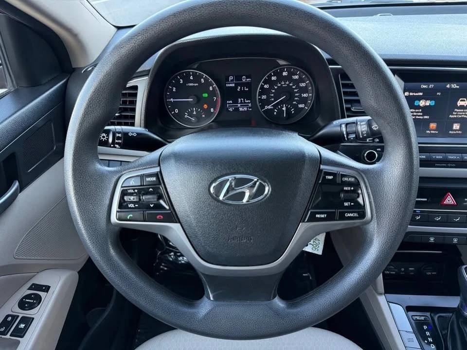 2017 Hyundai Elantra - Image 12 of 20