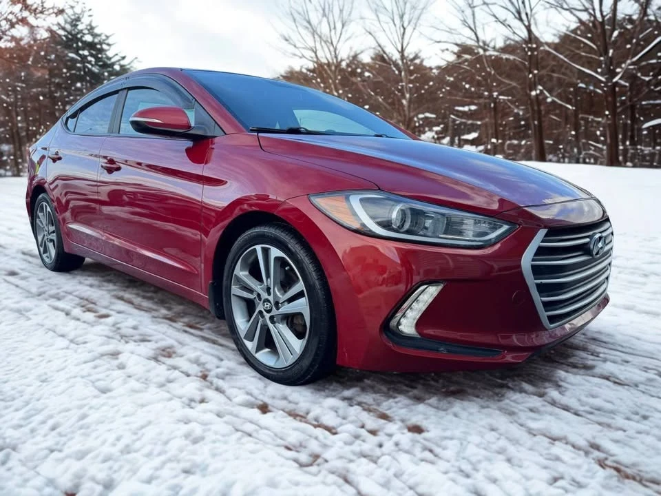 2017 Hyundai Elantra - Image 2 of 16