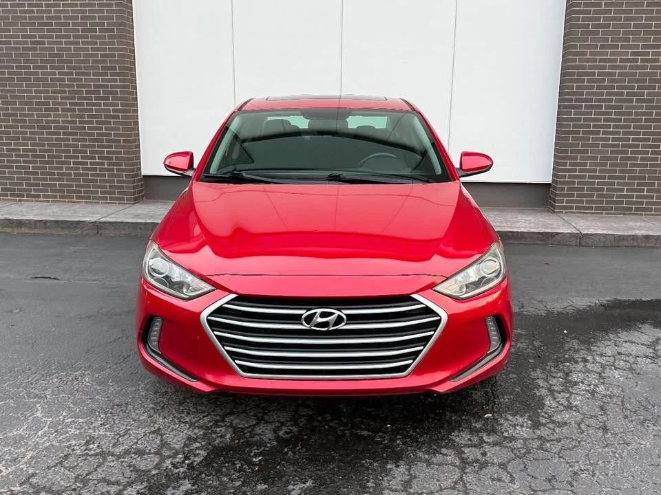 2017 Hyundai Elantra - Image 2 of 20