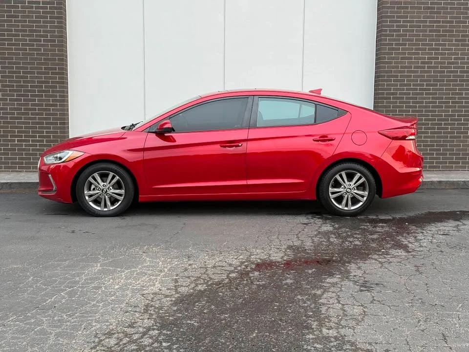 2017 Hyundai Elantra - Image 7 of 20
