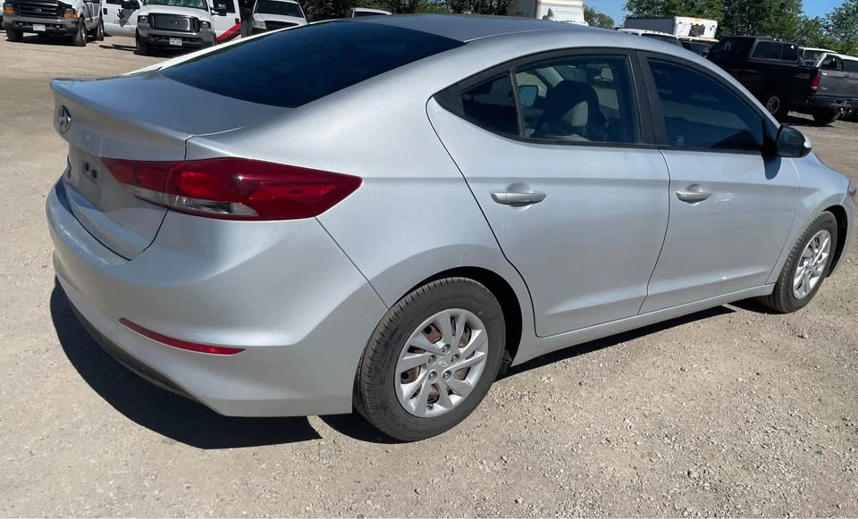 2017 Hyundai Elantra - Image 3 of 8