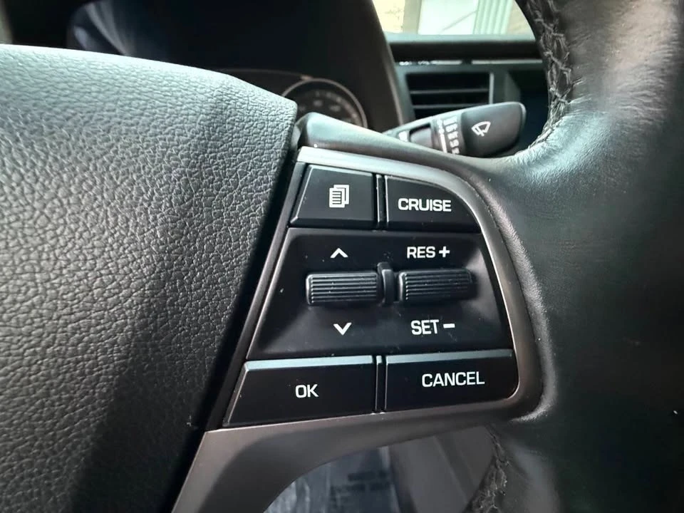 2017 Hyundai Elantra - Image 16 of 20