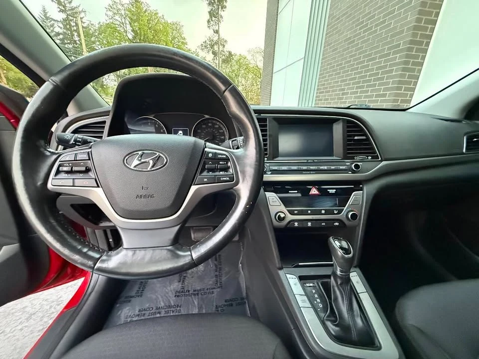 2017 Hyundai Elantra - Image 11 of 20