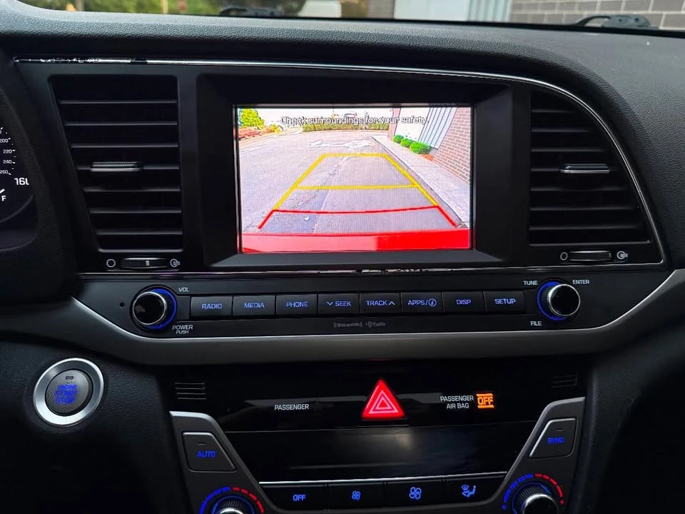 2017 Hyundai Elantra - Image 15 of 20