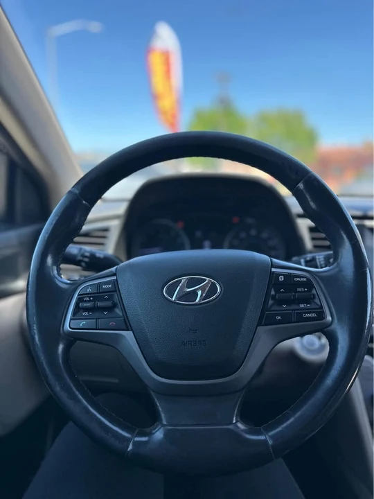 2017 Hyundai Elantra - Image 8 of 15