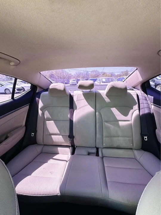 2017 Hyundai Elantra - Image 3 of 15