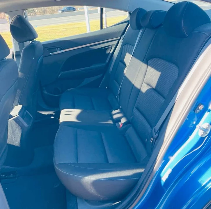 2017 Hyundai Elantra - Image 9 of 13