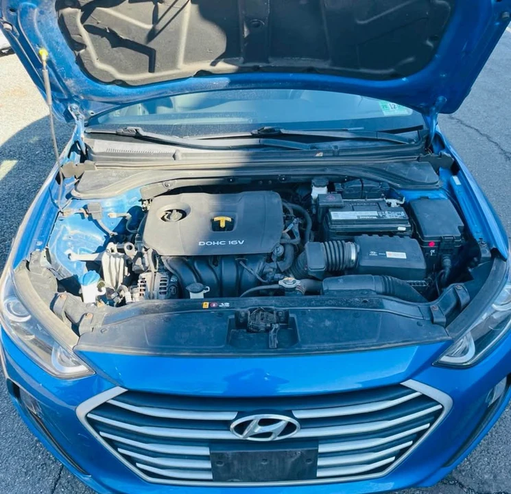 2017 Hyundai Elantra - Image 11 of 13