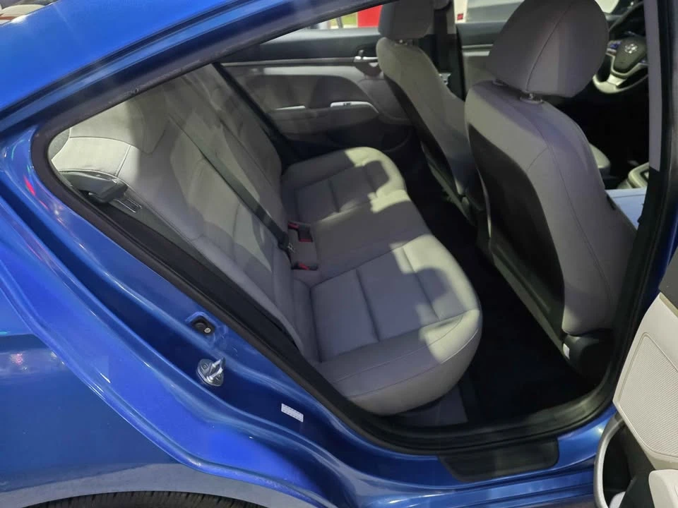 2017 Hyundai Elantra - Image 11 of 14