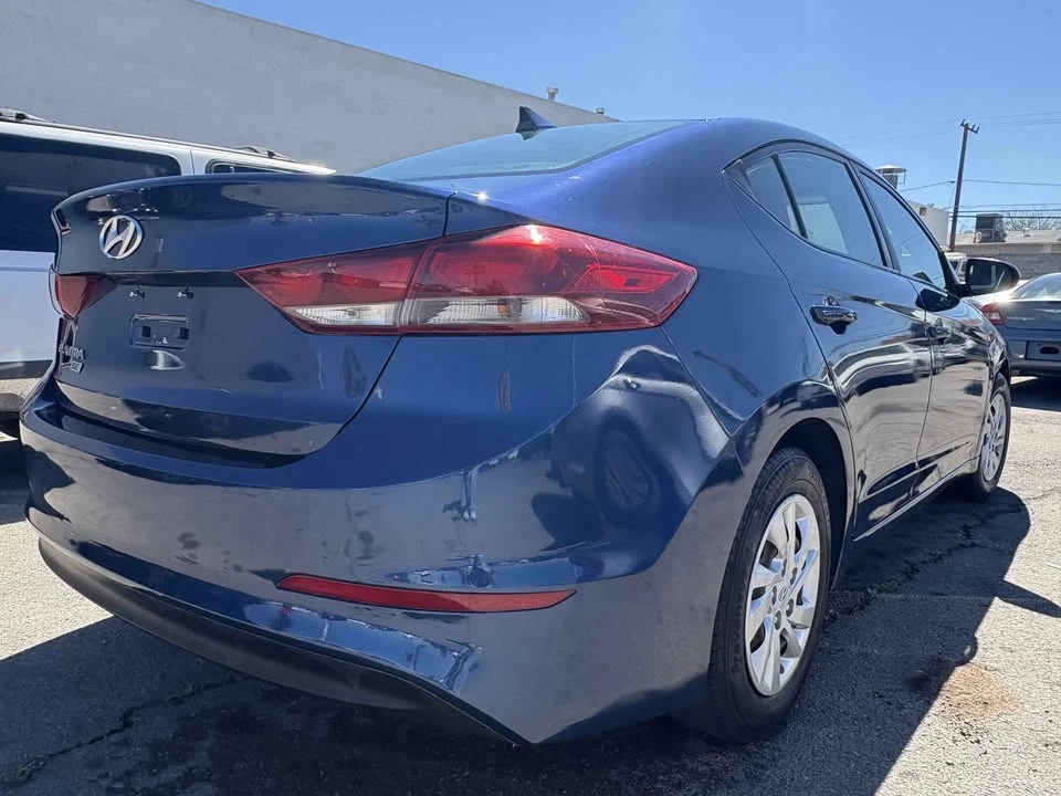 2017 Hyundai Elantra - Image 2 of 7