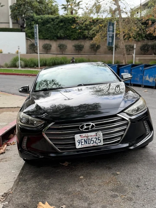 2017 Hyundai Elantra - Image 7 of 11