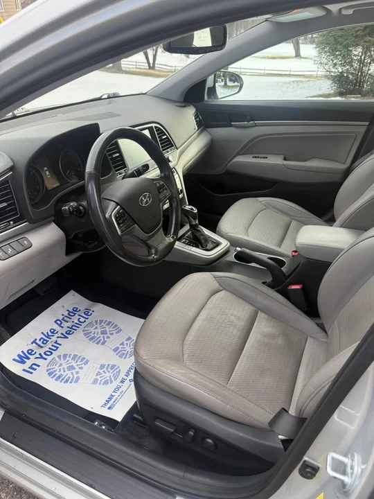 2017 Hyundai Elantra - Image 8 of 13