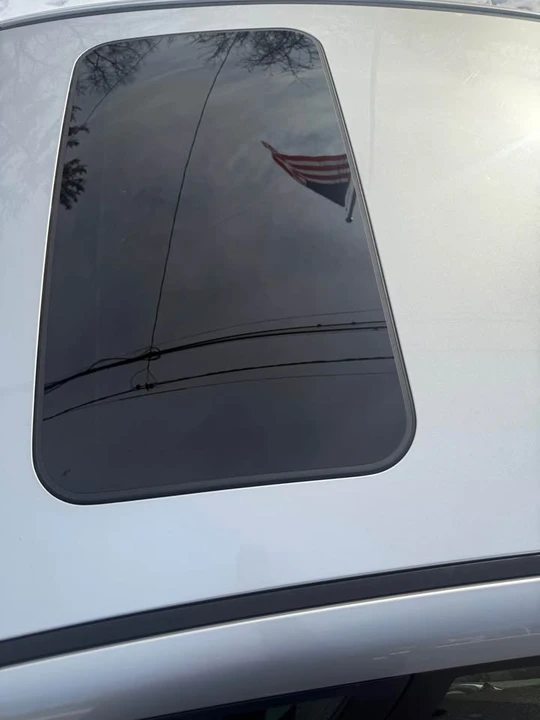 2017 Hyundai Elantra - Image 12 of 13