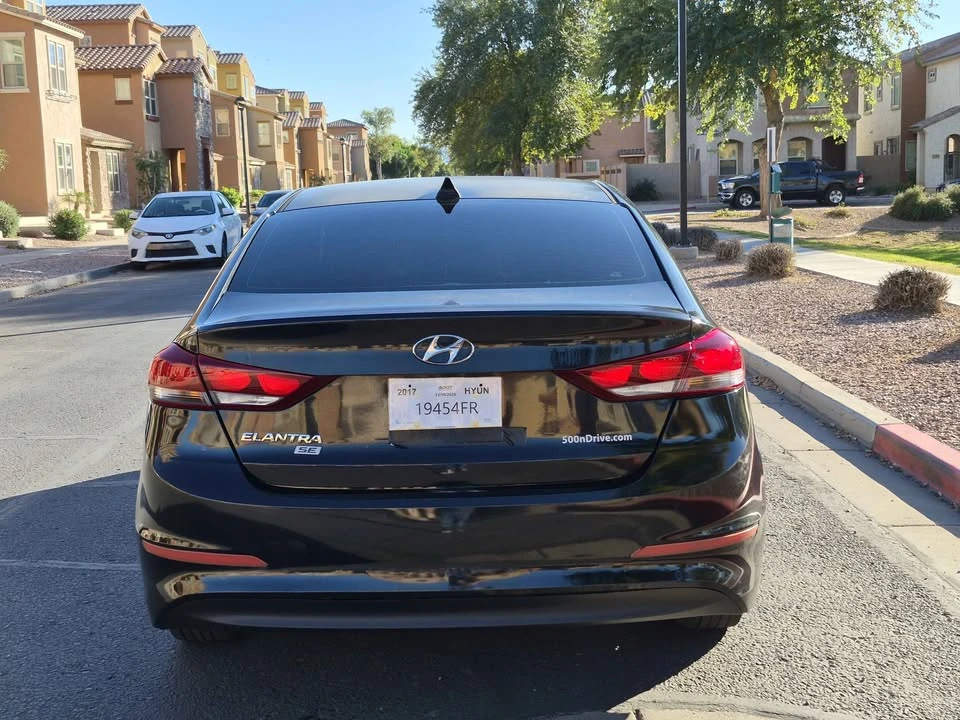 2017 Hyundai Elantra - Image 4 of 14