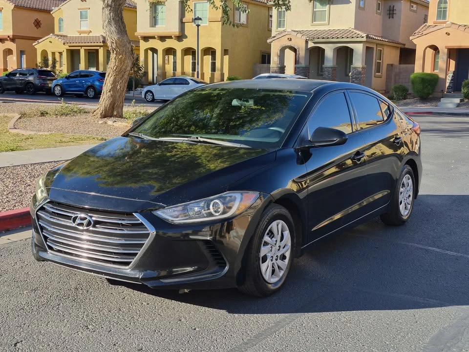 2017 Hyundai Elantra - Image 7 of 14