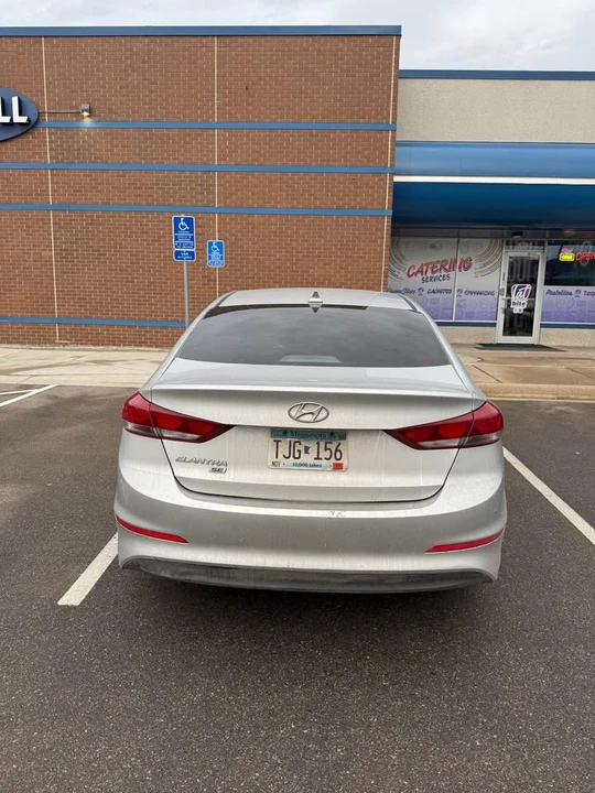 2017 Hyundai Elantra - Image 5 of 5