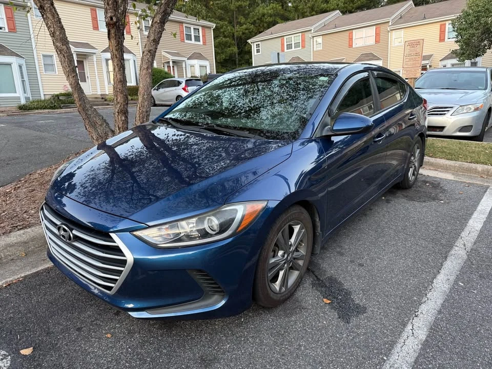 2017 Hyundai Elantra - Image 2 of 14