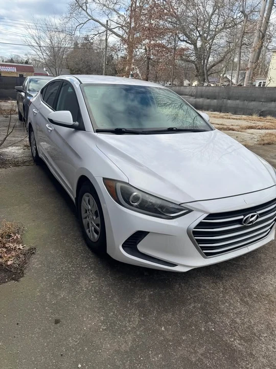 2017 Hyundai Elantra - Image 3 of 6
