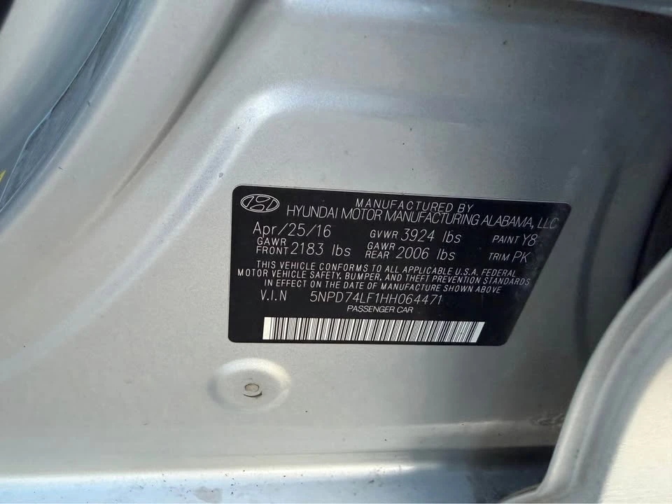 2017 Hyundai Elantra - Image 10 of 13