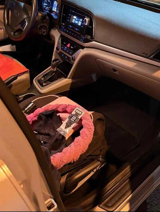 2017 Hyundai Elantra - Image 3 of 7
