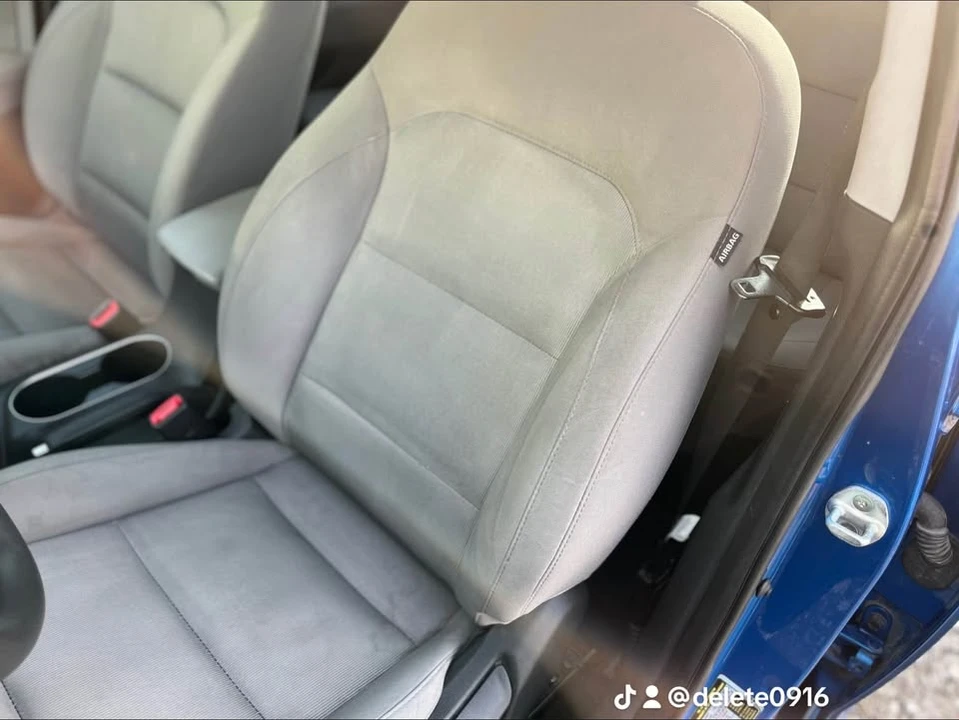2017 Hyundai Elantra - Image 6 of 16