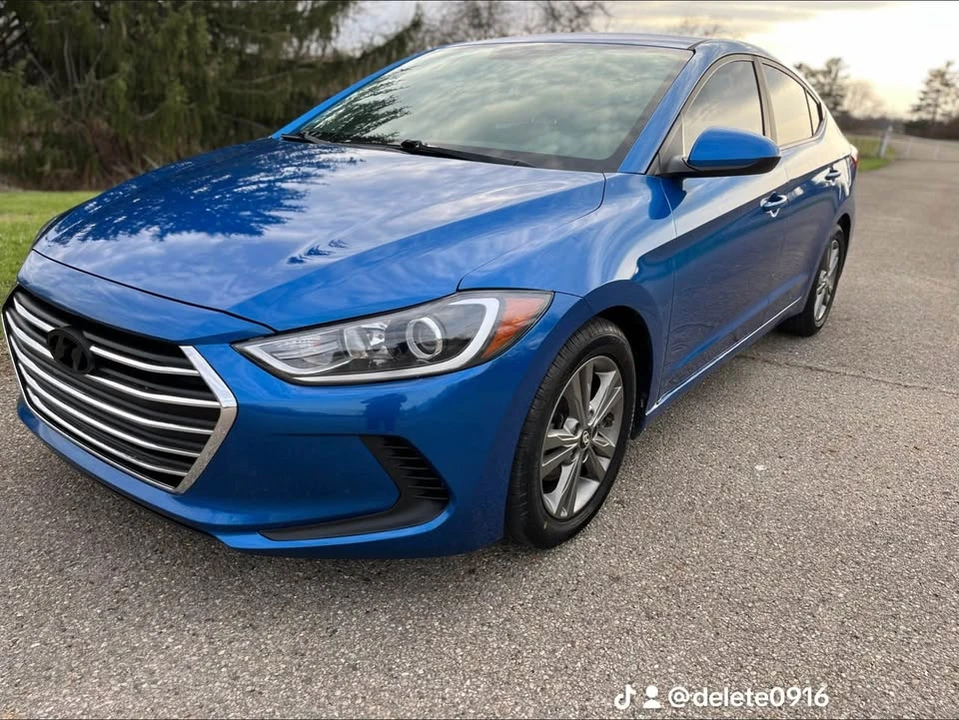 2017 Hyundai Elantra - Image 6 of 15