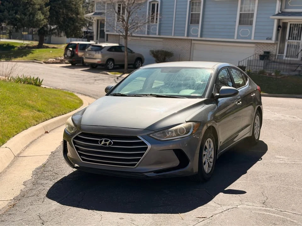 2017 Hyundai Elantra - Image 3 of 13
