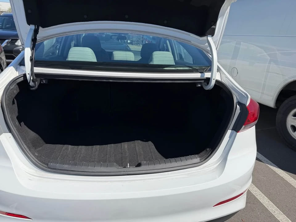2017 Hyundai Elantra - Image 7 of 9