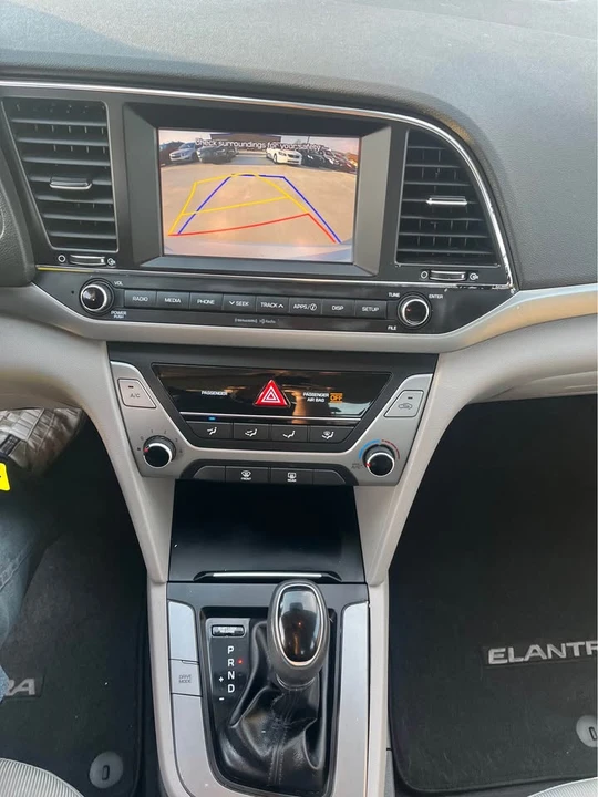2017 Hyundai Elantra - Image 10 of 12