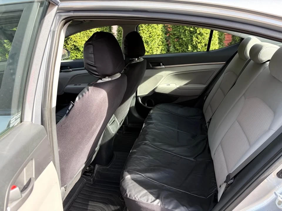 2017 Hyundai Elantra - Image 11 of 16