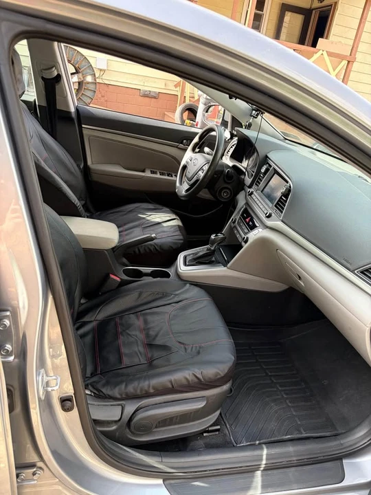 2017 Hyundai Elantra - Image 12 of 16