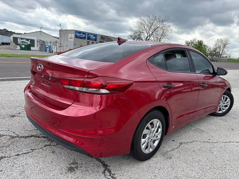 2017 Hyundai Elantra - Image 3 of 16