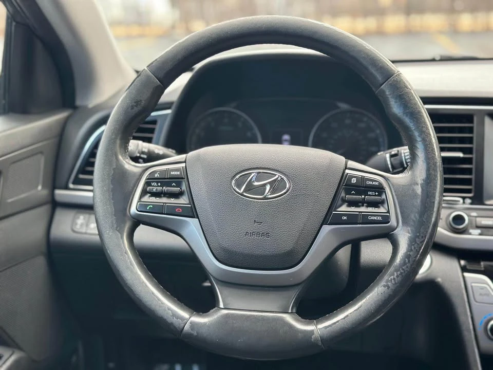 2017 Hyundai Elantra - Image 6 of 19