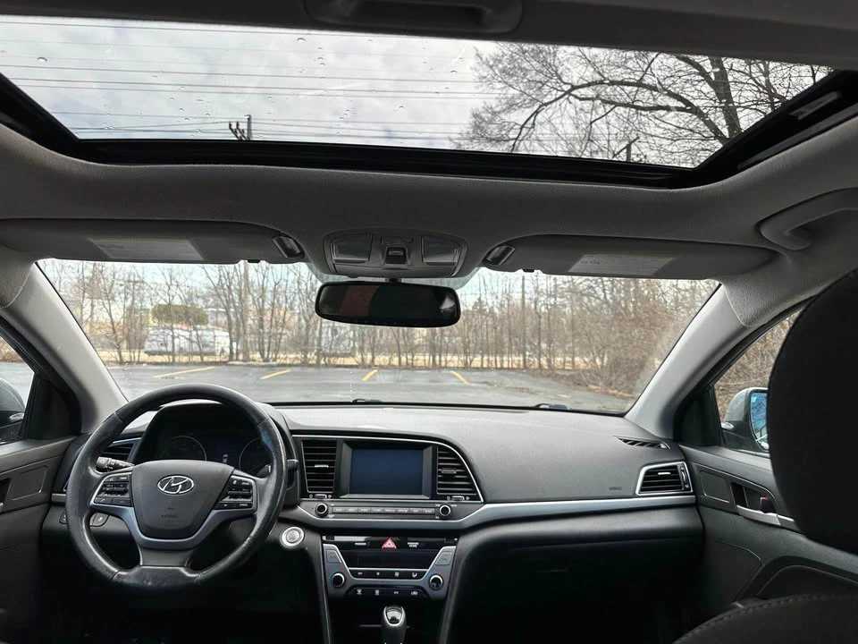 2017 Hyundai Elantra - Image 15 of 19