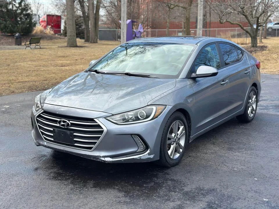 2017 Hyundai Elantra - Image 2 of 19