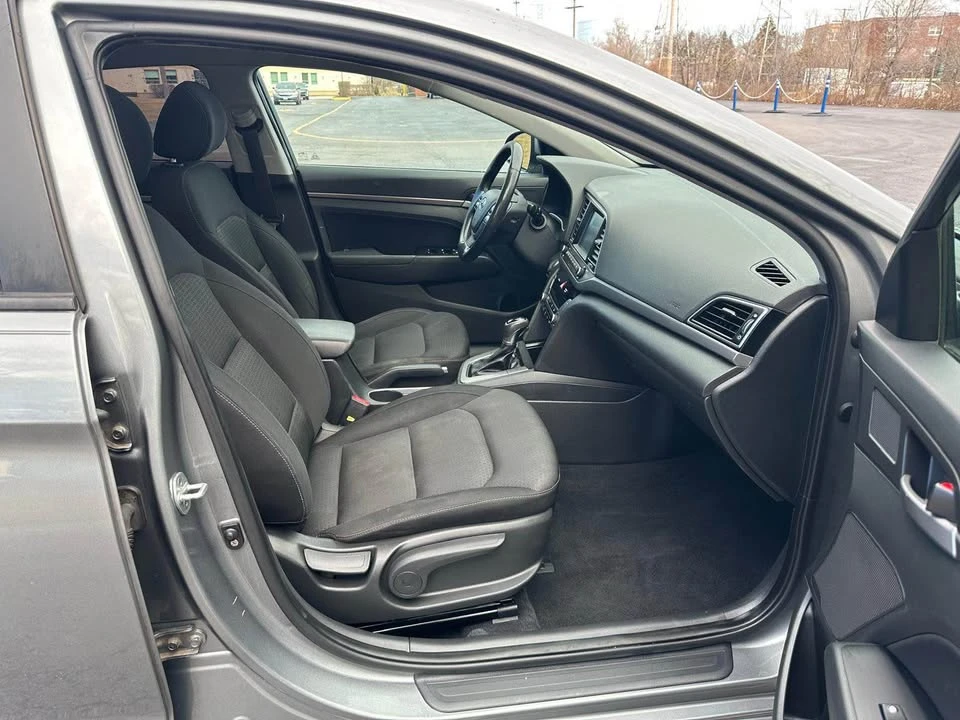2017 Hyundai Elantra - Image 9 of 19