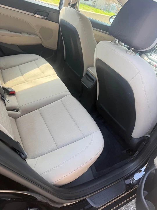 2017 Hyundai Elantra - Image 11 of 13