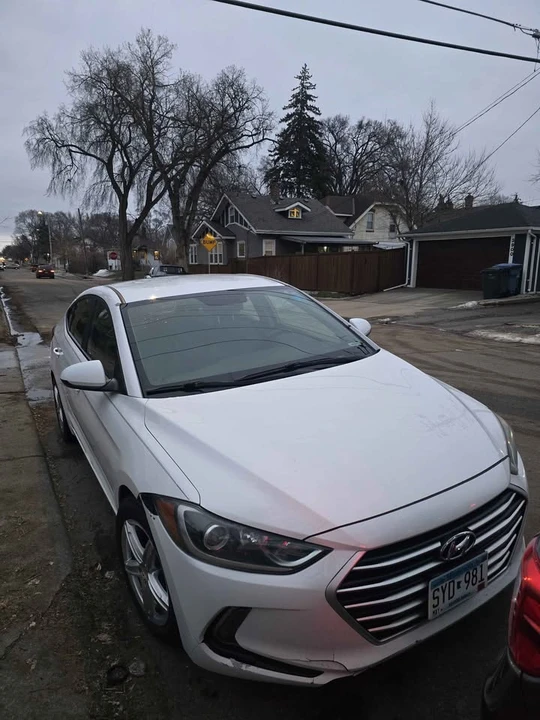 2017 Hyundai Elantra - Image 3 of 4