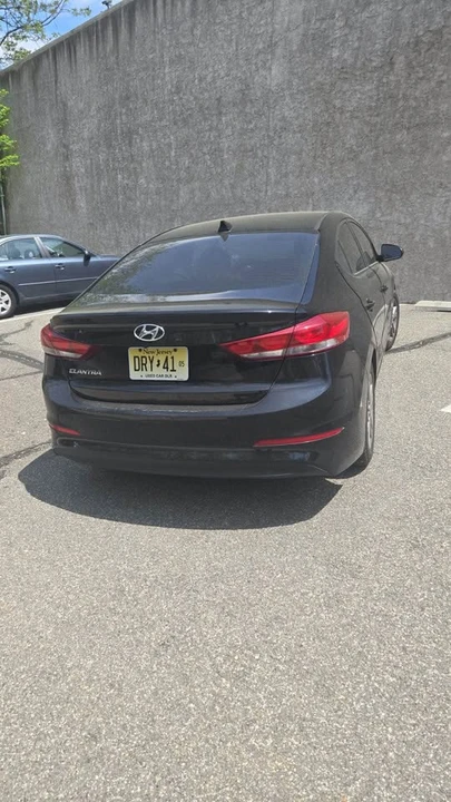 2017 Hyundai Elantra - Image 3 of 5