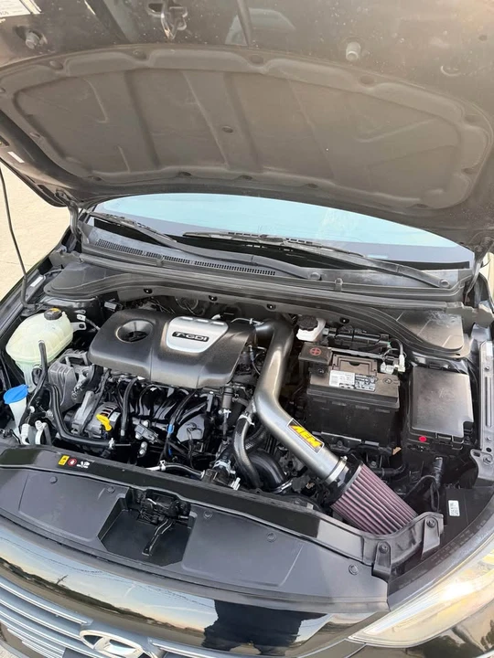 2017 Hyundai Elantra - Image 11 of 13