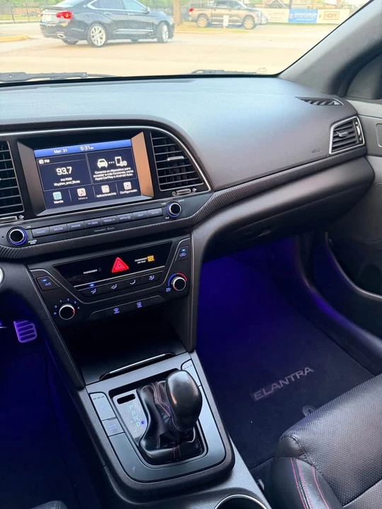 2017 Hyundai Elantra - Image 3 of 13