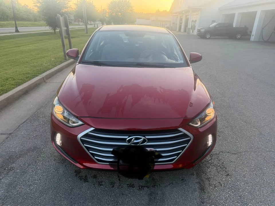 2017 Hyundai Elantra - Image 3 of 17
