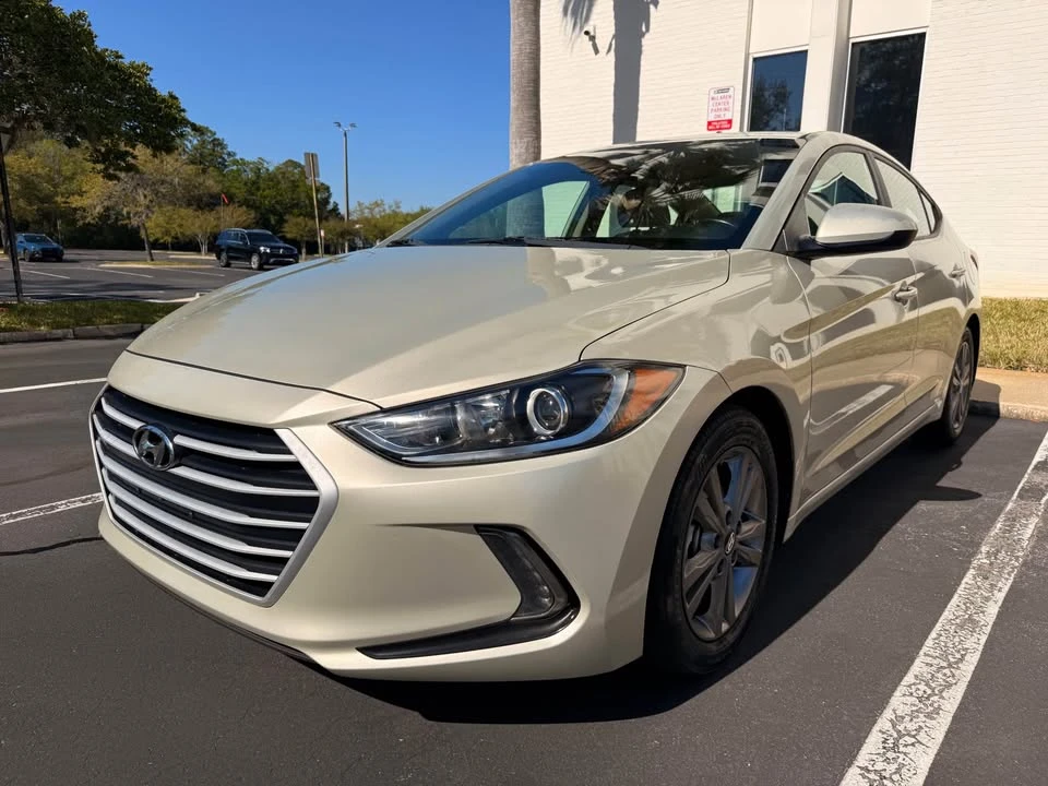 2017 Hyundai Elantra - Image 3 of 20