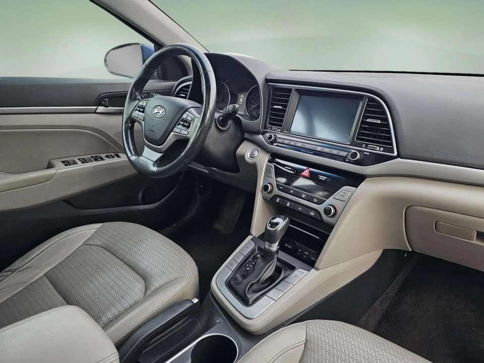 2017 Hyundai Elantra - Image 11 of 19