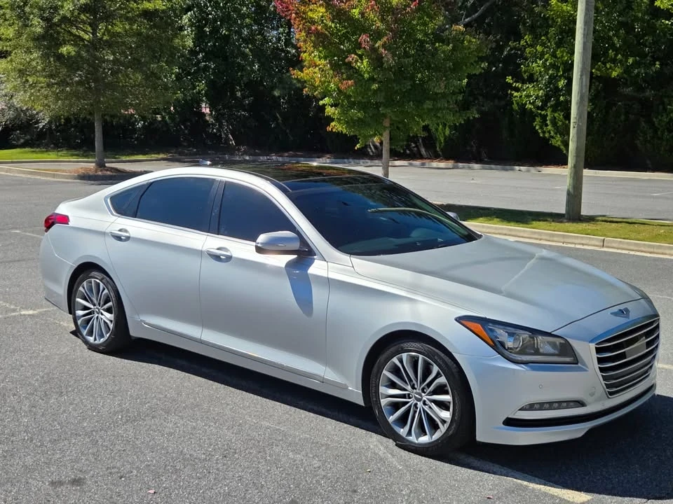 2017 Hyundai Genesis - Image 6 of 20