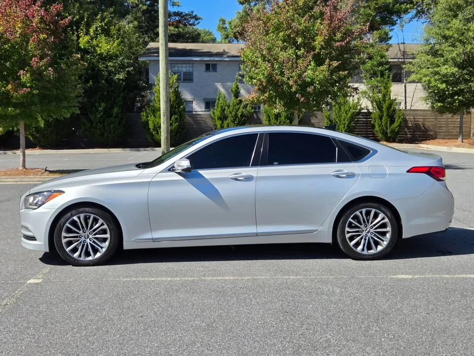 2017 Hyundai Genesis - Image 4 of 20