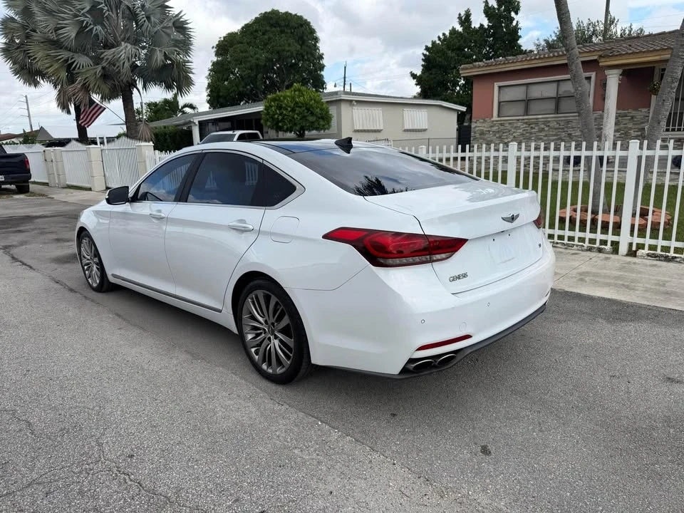 2017 Hyundai Genesis - Image 7 of 11