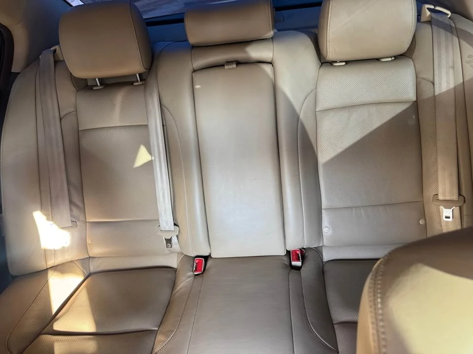 2017 Hyundai Genesis - Image 6 of 10